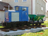 BN30 na pomníku