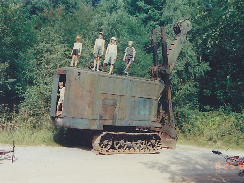 Bagr D500 v lomu